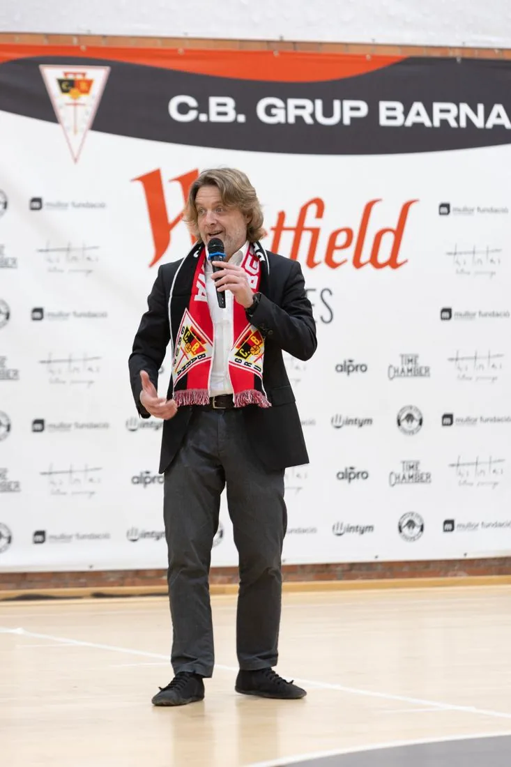 Presentation of a club event