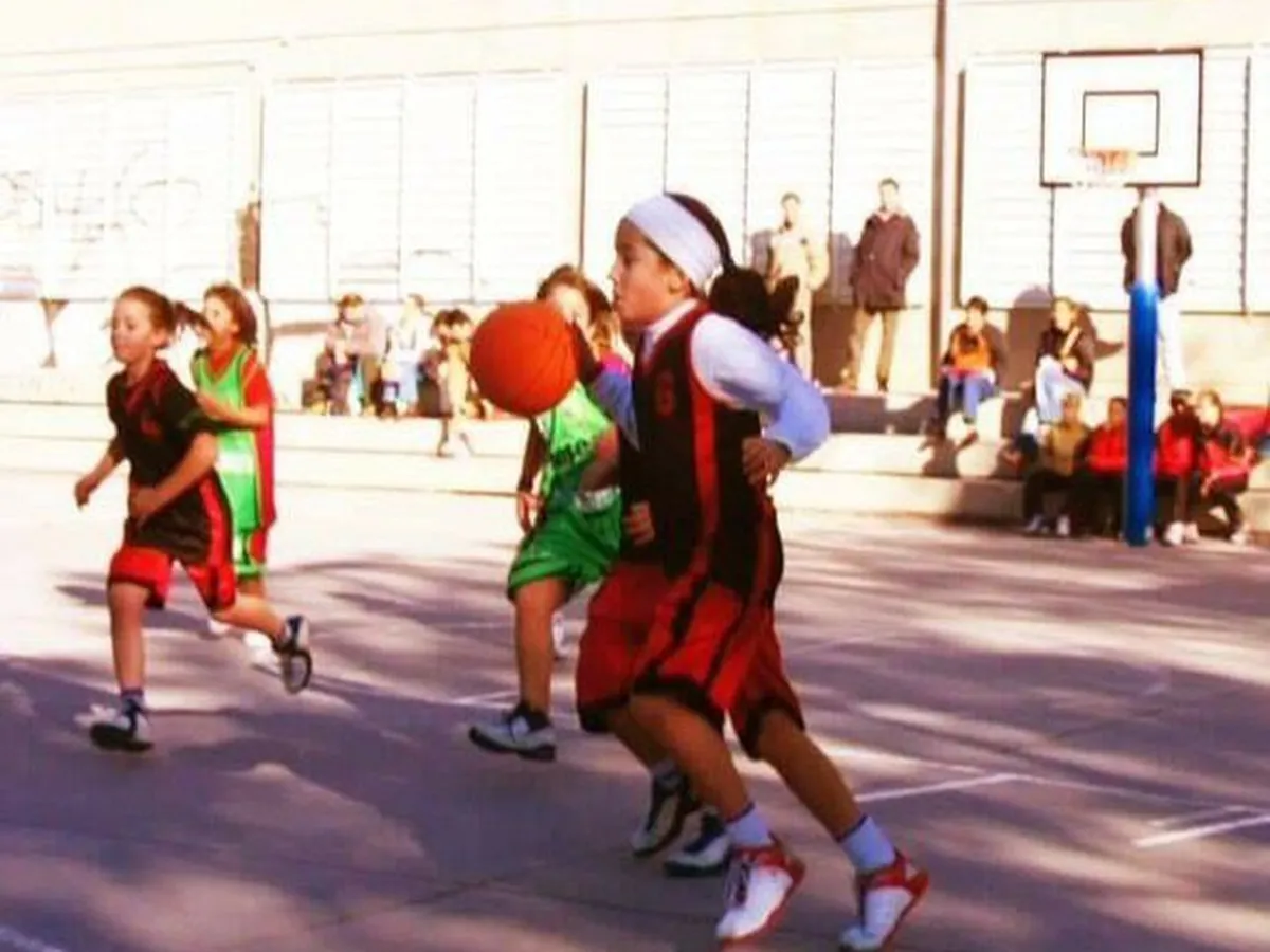 CB Grup Barna women's youth basketball match