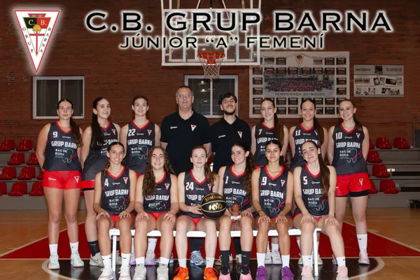 Team photo of CB Grup Barna's Júnior «A» girls' team, 2025-26 season