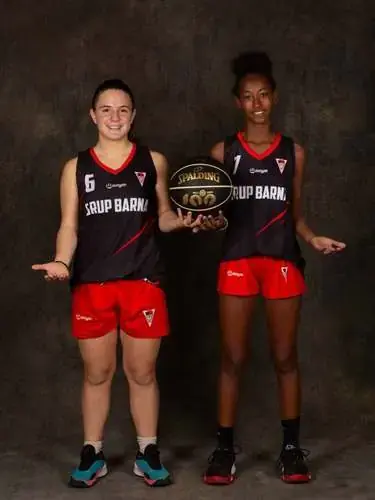 Two CB Grup Barna players in club kit